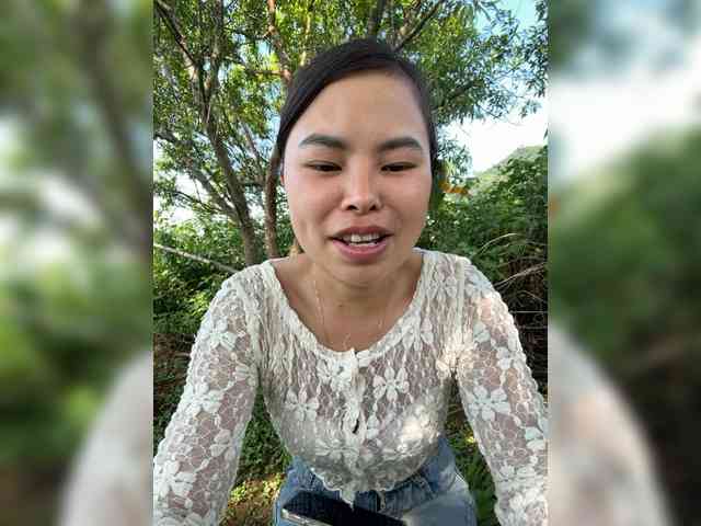 Lilybelle-88 webcam