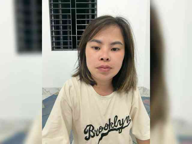 Lilybelle-88 webcam