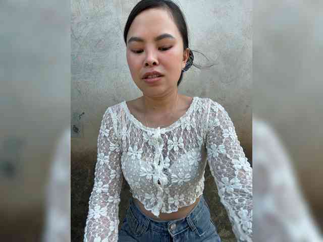 Lilybelle-88 webcam
