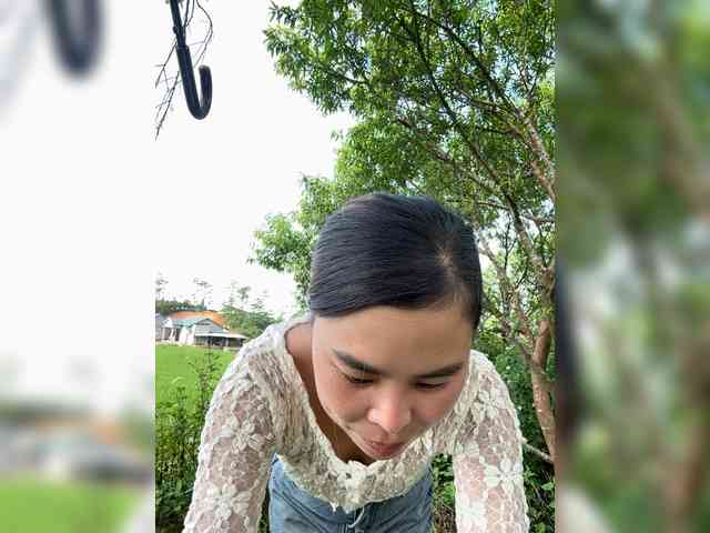 Lilybelle-88 webcam