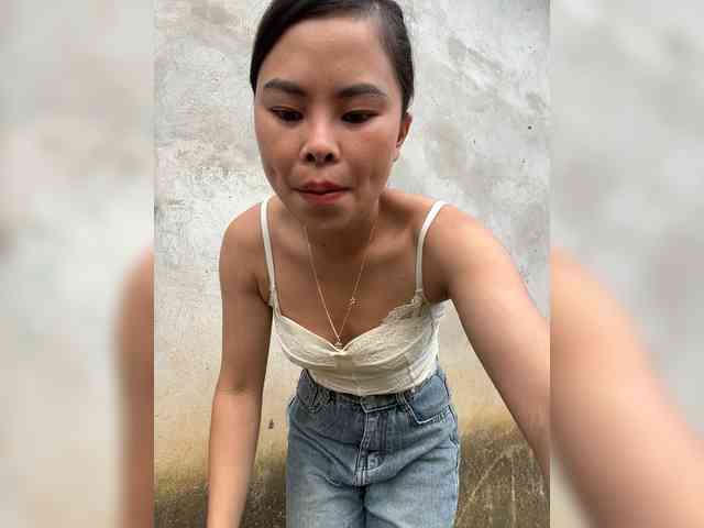 Lilybelle-88 webcam