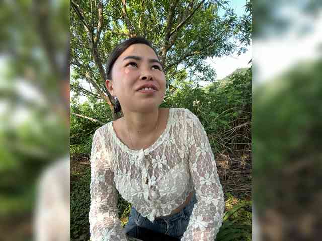 Lilybelle-88 webcam