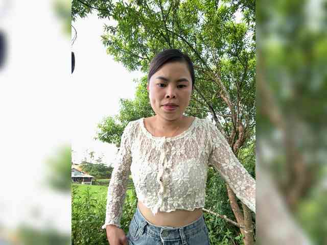 Lilybelle-88 webcam