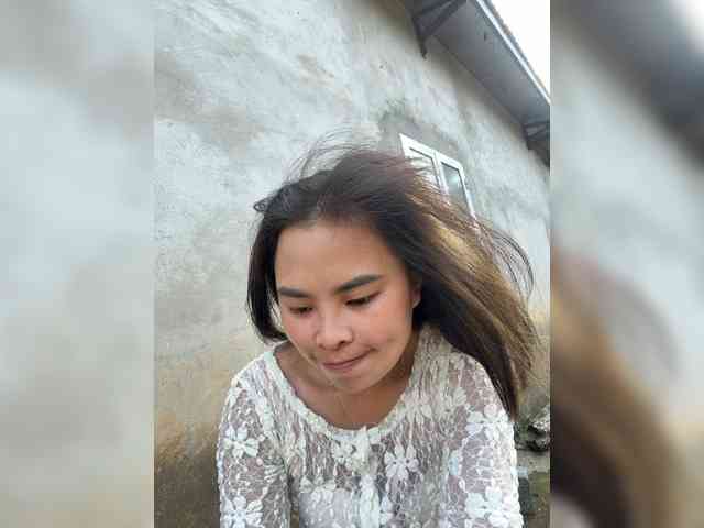 Lilybelle-88 webcam