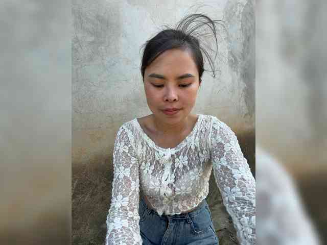 Lilybelle-88 webcam