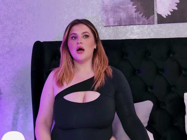 KayleeBlair live cam on BongaCams