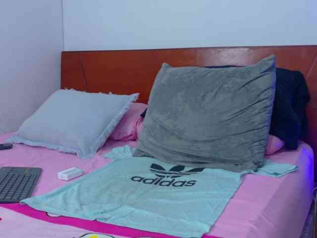 skook-Grayy Sex Cam Show