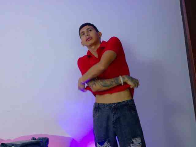 skook-Grayy skook-Grayy