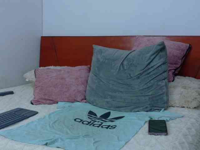 skook-Grayy Sex Cam Show