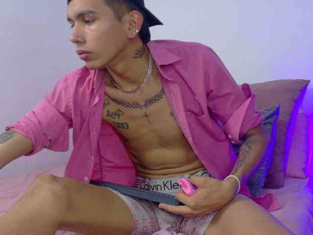skook-Grayy skook-Grayy