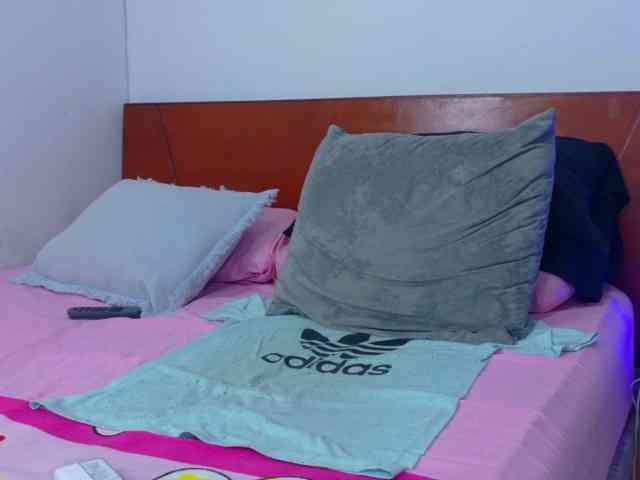 skook-Grayy Sex Cam Show