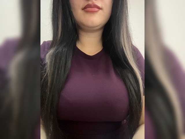 le modèle Lexi-wet est en webcam porno dans un show sur le site bongacams, il possède les tags suivants: White/Caucasian,Brunette,Shaved