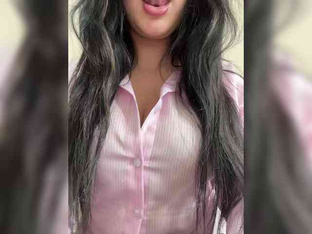 Lexi-wet webcam
