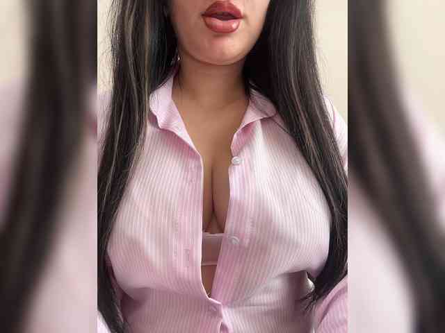 Lexi-wet webcam