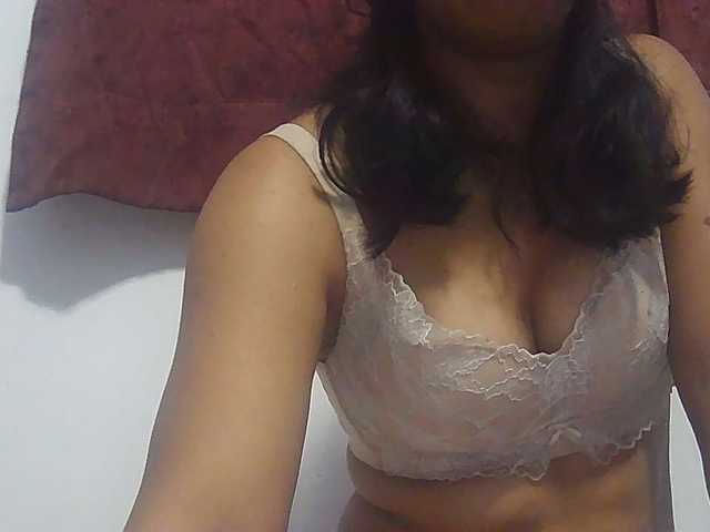 Ayischah live cam on BongaCams