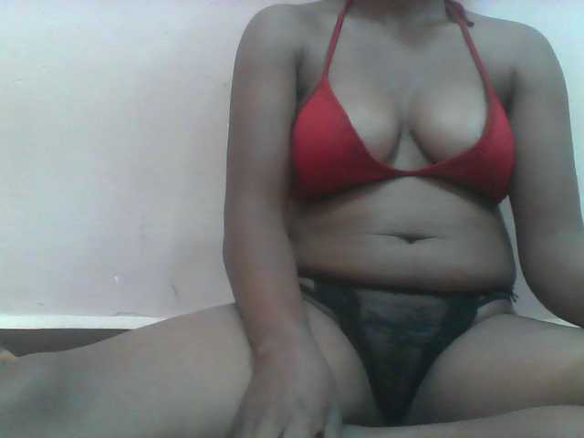 Ayischah live cam on BongaCams