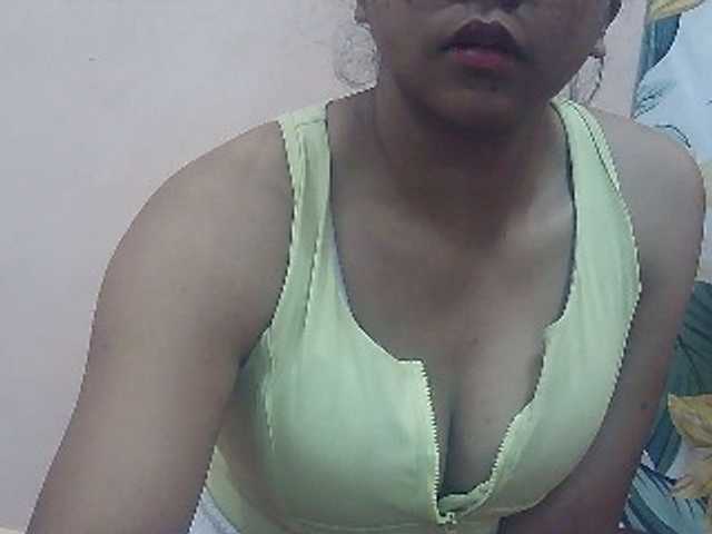 Ayischah live cam on BongaCams