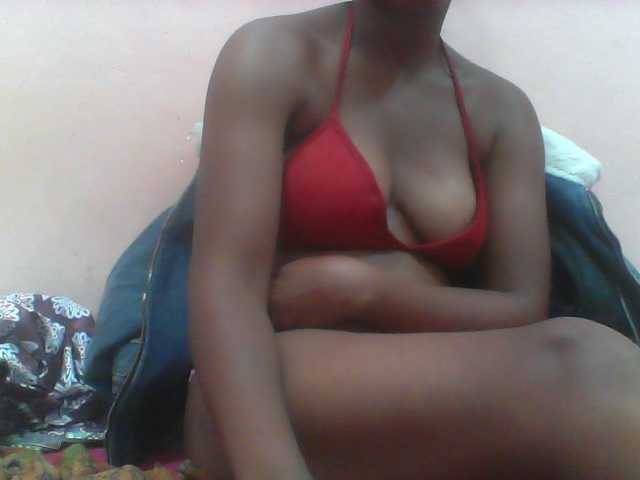 Ayischah live cam on BongaCams