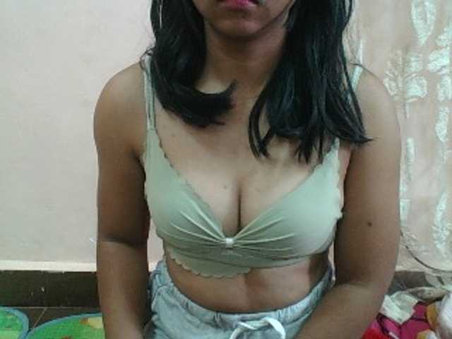 Ayischah live cam on BongaCams