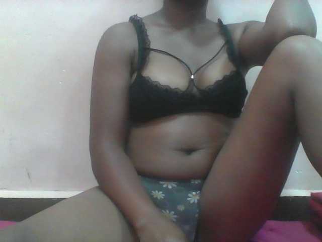 Ayischah live cam on BongaCams