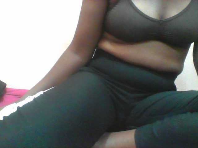 Ayischah live cam on BongaCams