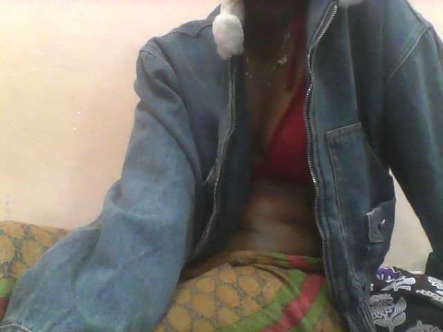 Ayischah live cam on BongaCams