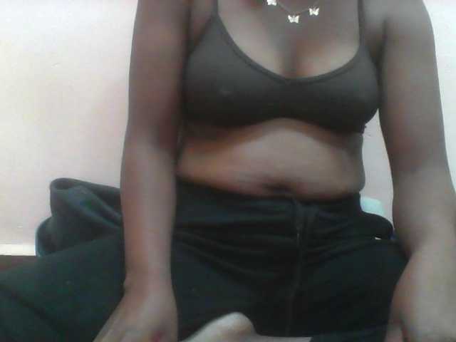 Ayischah live cam on BongaCams