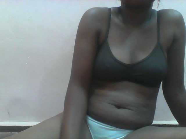 Ayischah live cam on BongaCams