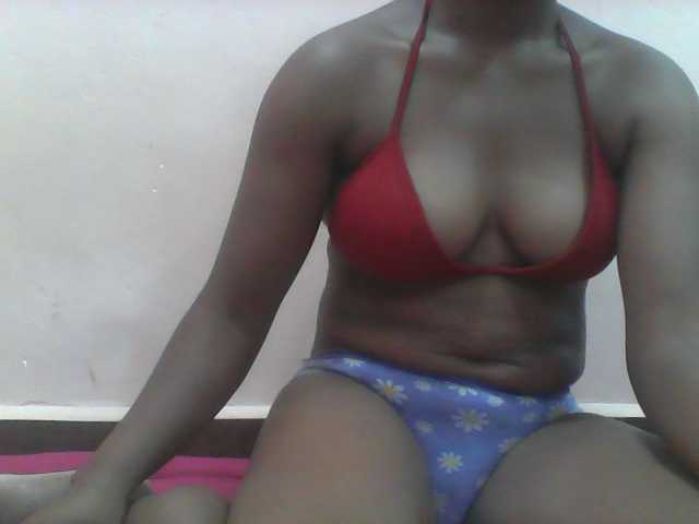Ayischah live cam on BongaCams