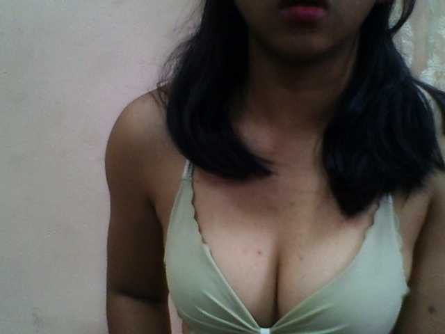 Ayischah live cam on BongaCams