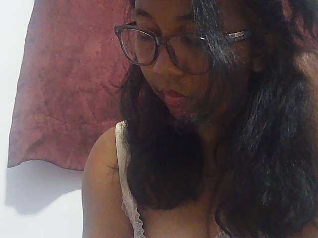Ayischah live cam on BongaCams