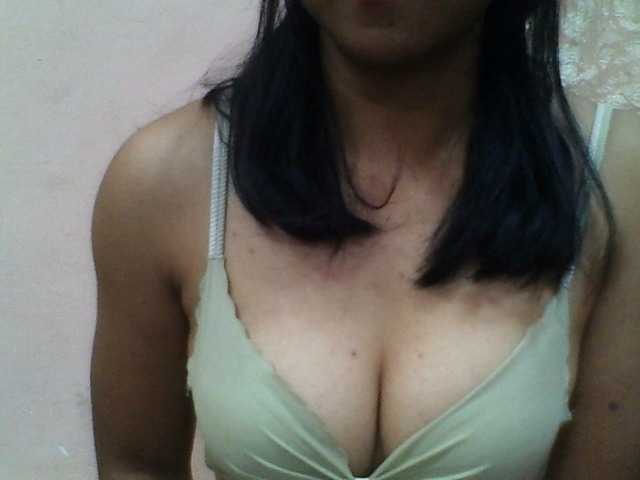 Ayischah live cam on BongaCams