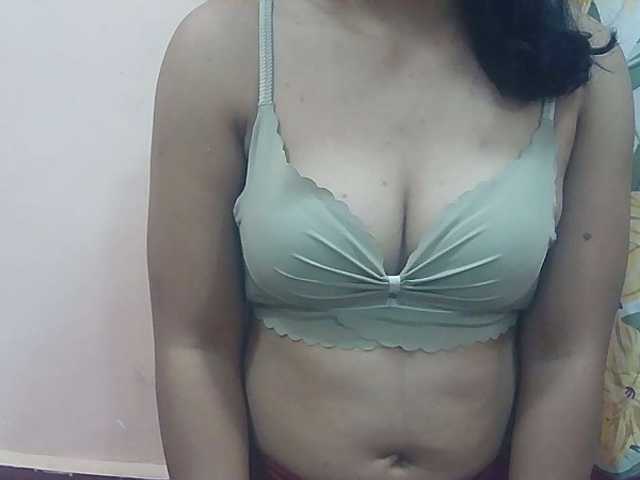 Ayischah live cam on BongaCams