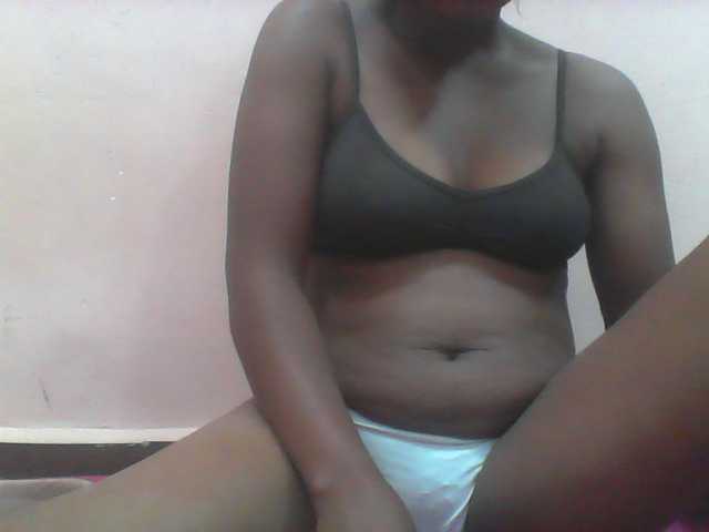 Ayischah live cam on BongaCams