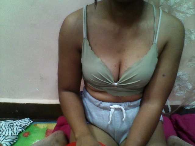 Ayischah live cam on BongaCams