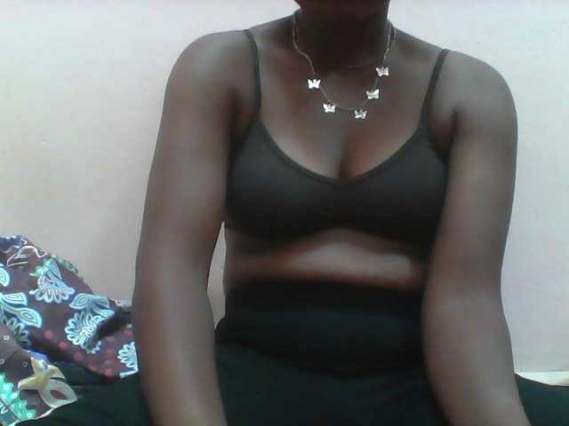 Ayischah live cam on BongaCams