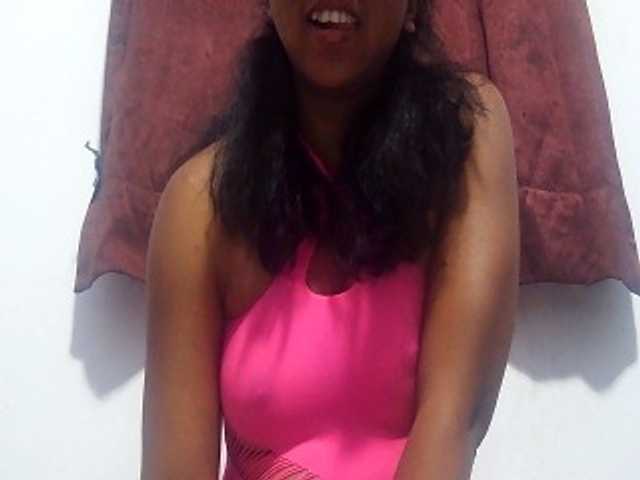 Ayischah live cam on BongaCams