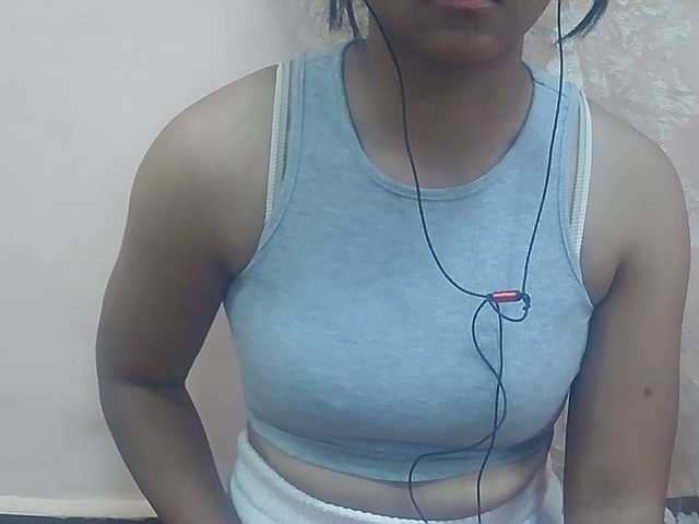 Ayischah live cam on BongaCams