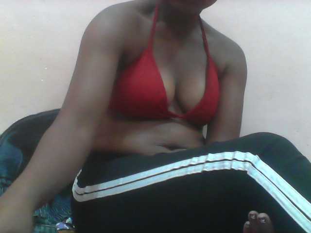 Ayischah live cam on BongaCams