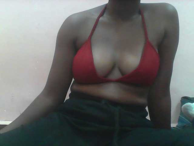 Ayischah live cam on BongaCams