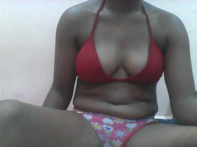Ayischah live cam on BongaCams