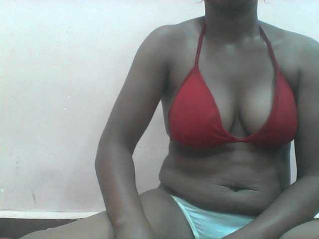 Ayischah live cam on BongaCams