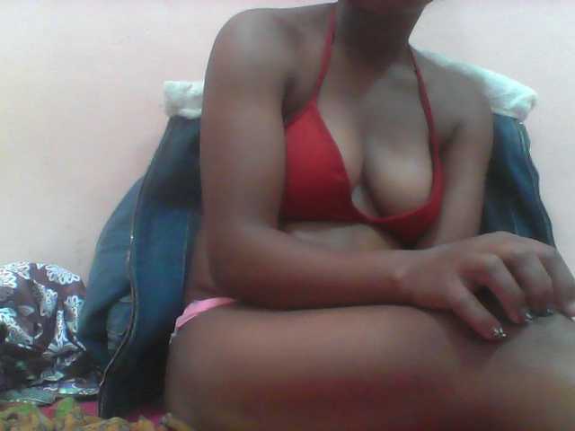 Ayischah live cam on BongaCams