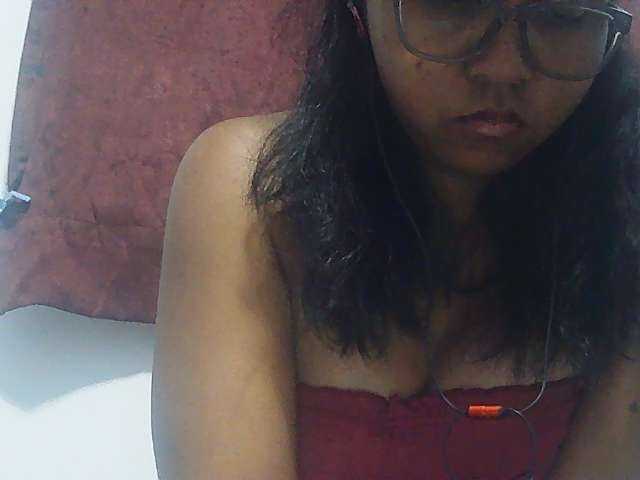 Ayischah live cam on BongaCams