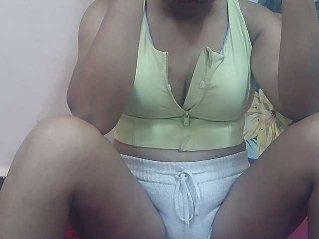 Ayischah live cam on BongaCams