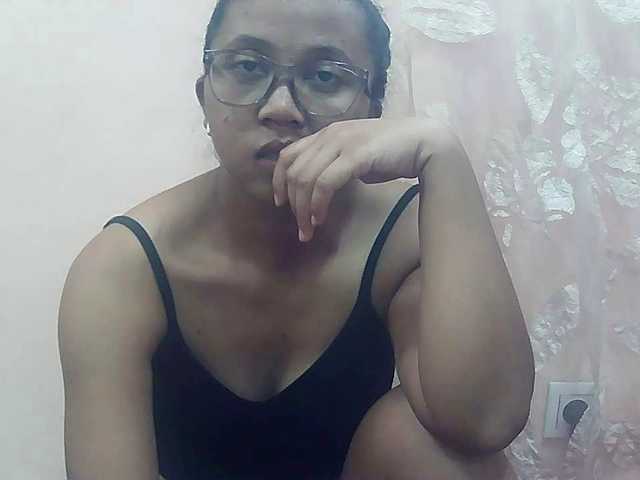 Ayischah live cam on BongaCams