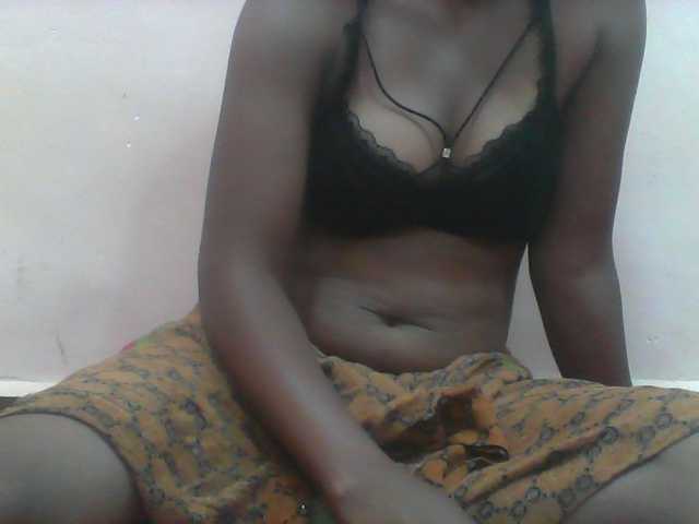 Ayischah live cam on BongaCams