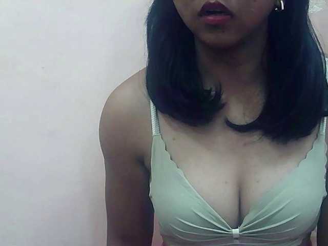 Ayischah live cam on BongaCams