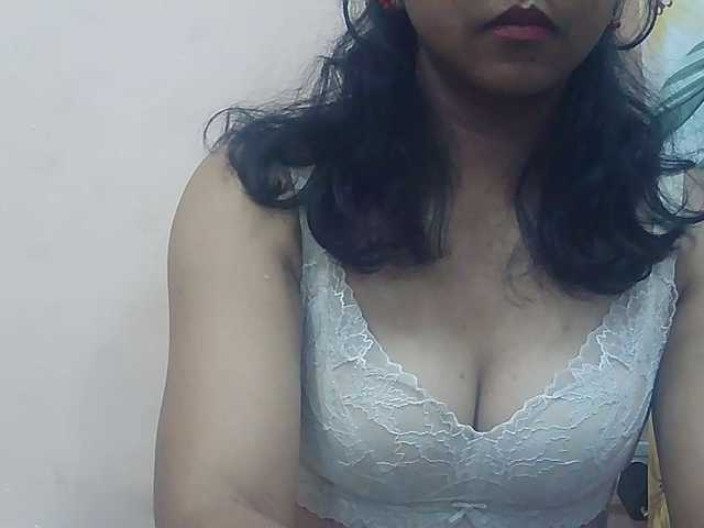 Ayischah live cam on BongaCams