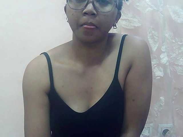 Ayischah live cam on BongaCams